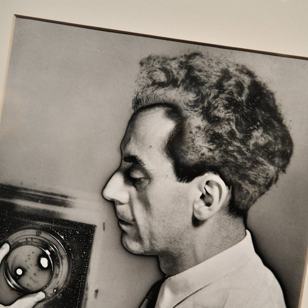 Kísérlettől a művészetig – Man Ray fotográfiái: megnyitó