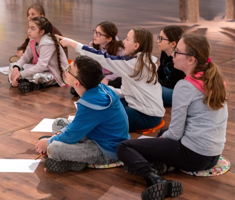 Firkalak: Az emlékajtó