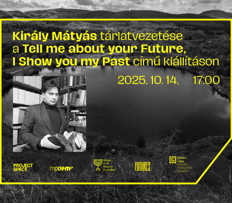 Király Mátyás tárlatvezetése a Tell me about your Future, I Show you my Past című kiállításon