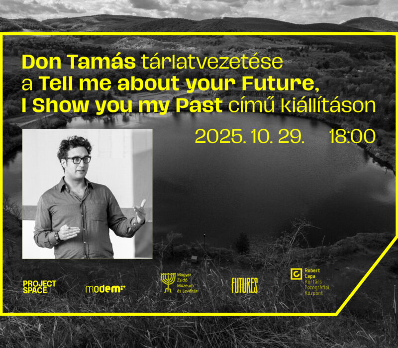 Don Tamás tárlatvezetése a Tell me about your Future, I Show you my Past című kiállításon