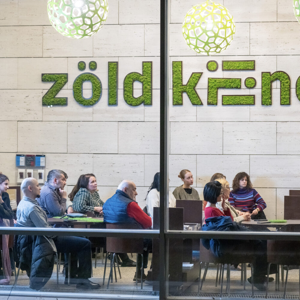 Finisszázs és kötetbemutató: Testek és emlékek