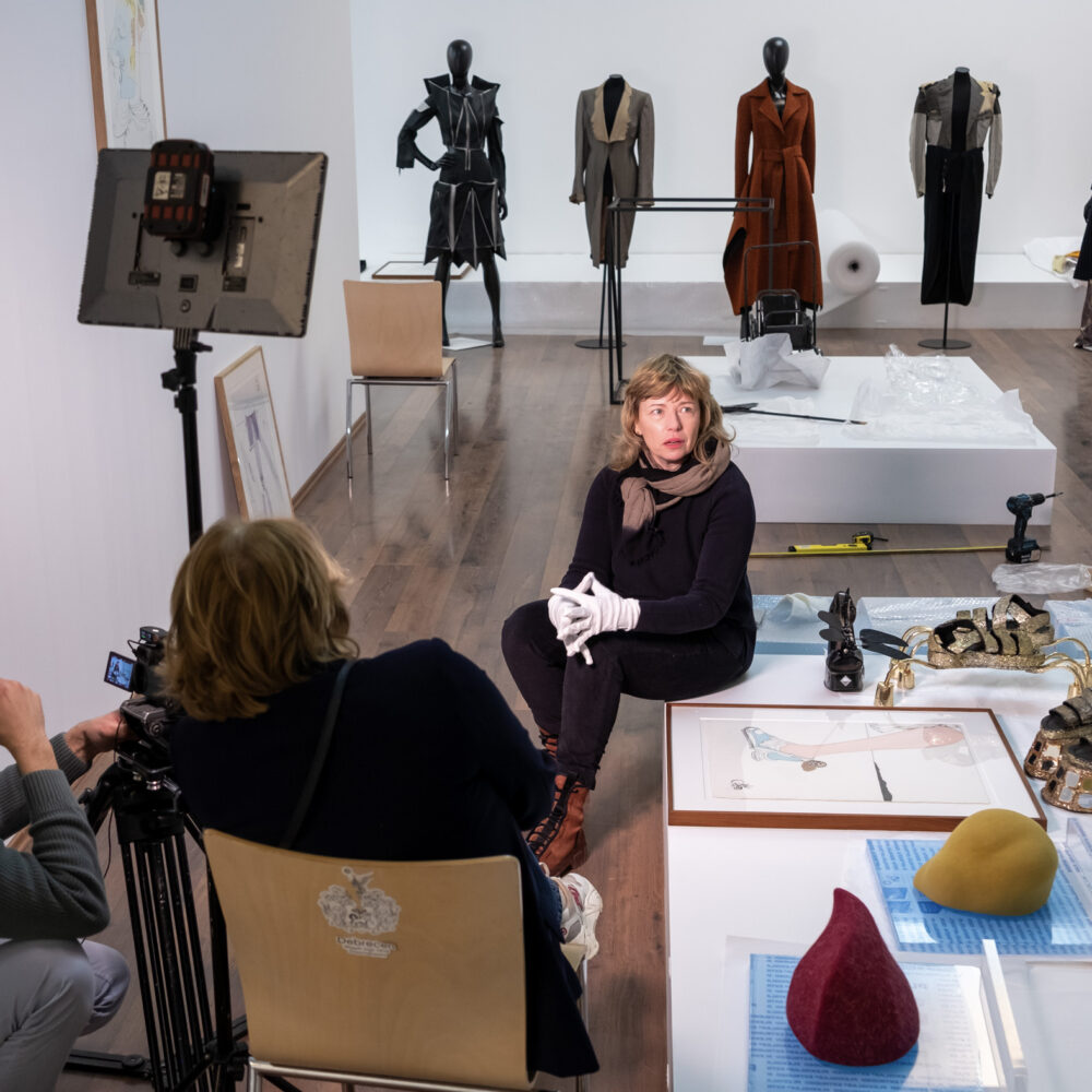 Behind The Scenes: Időmimikri