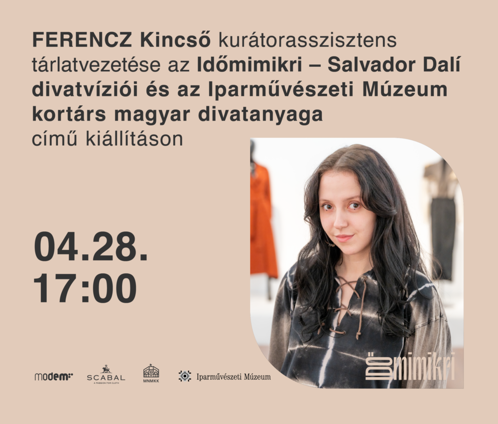 Ferencz Kincső kurátorasszisztens tárlatvezetése az Időmimikri kiállításon