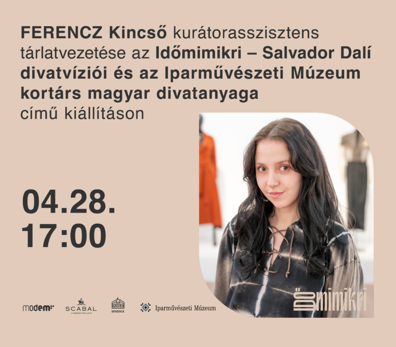 Ferencz Kincső kurátorasszisztens tárlatvezetése az Időmimikri kiállításon