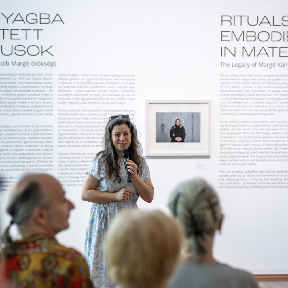 Finisszázs: Kányási Holb Margit – Anyagba vetett rítusok